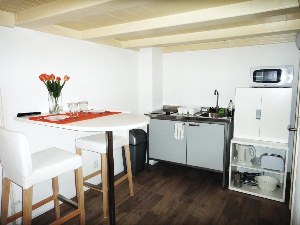 Orange Suite Studio アムステルダム 部屋 写真